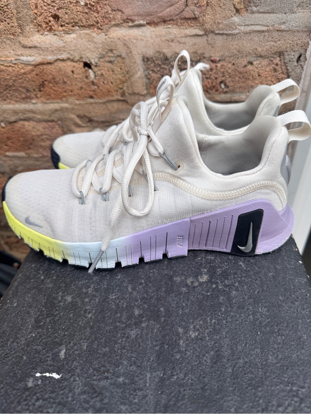 Nike free metcon 6 SE Phantom Black Hydrangeas Metallic Silver (Women's)